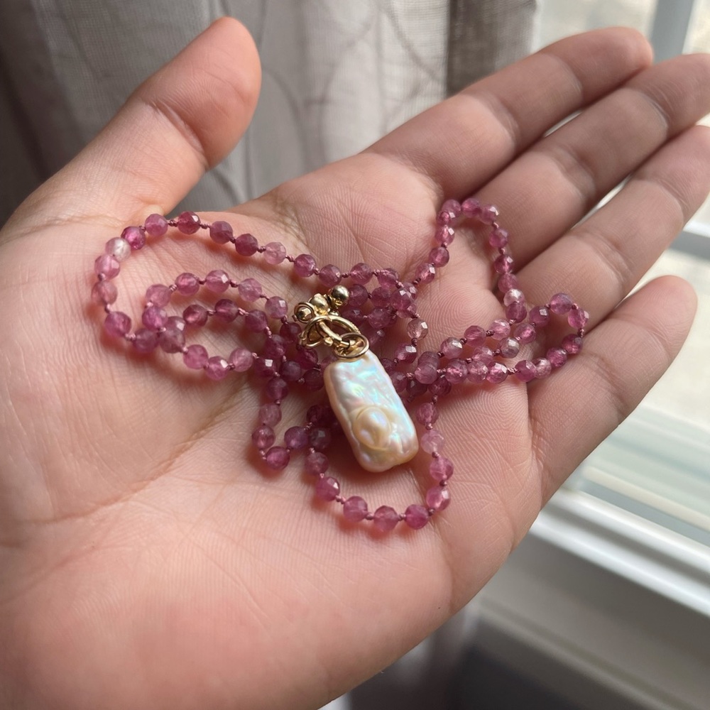 Venus Pearl Pendant Charm